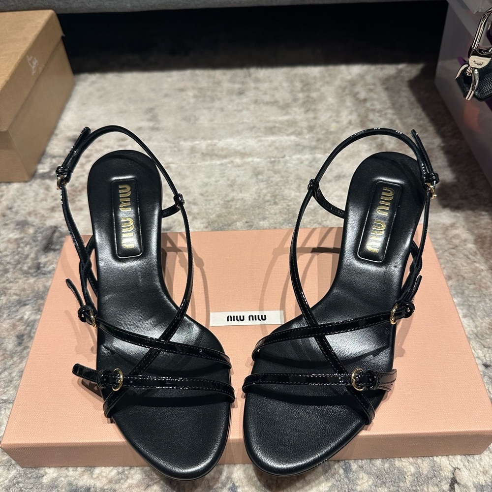 Miu Miu Patent Black Strappy Heels BRAND NEW NEVER WORN IN BOX - Picture 3 of 5
